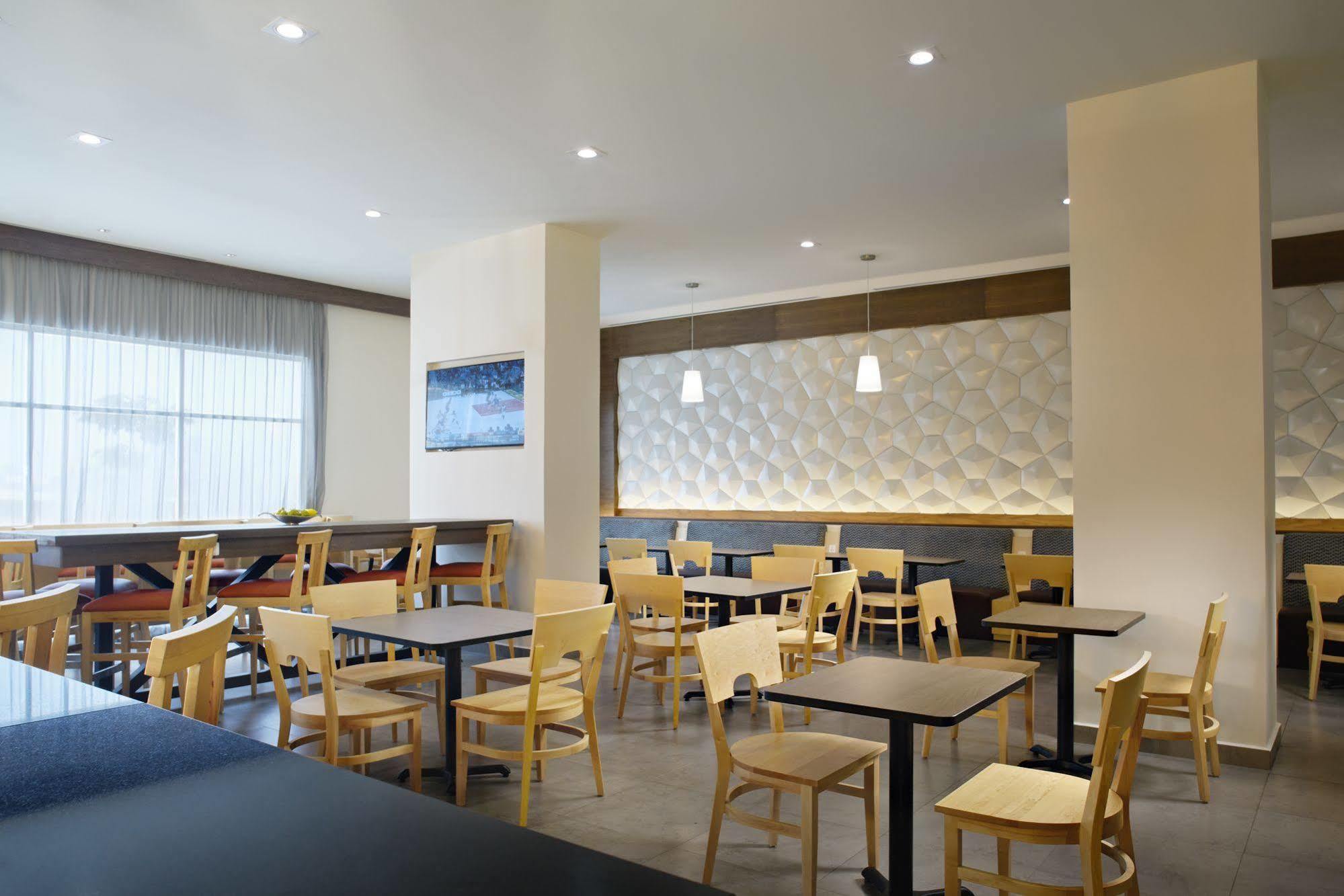 Fairfield Inn & Suites By Marriott Villahermosa Tabasco Ngoại thất bức ảnh